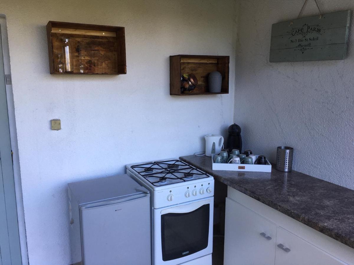 Charming 2-Bed Cabin In Domfront-En-Poiraie Perrou Dış mekan fotoğraf